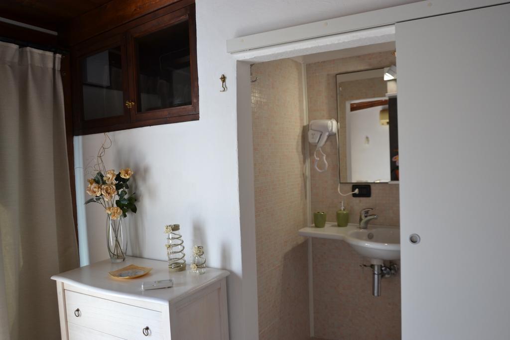 Casa Chiara Apartment Monopoli Bagian luar foto