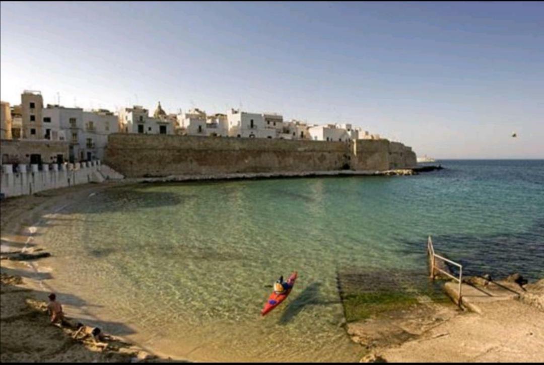 Casa Chiara Apartment Monopoli Bagian luar foto